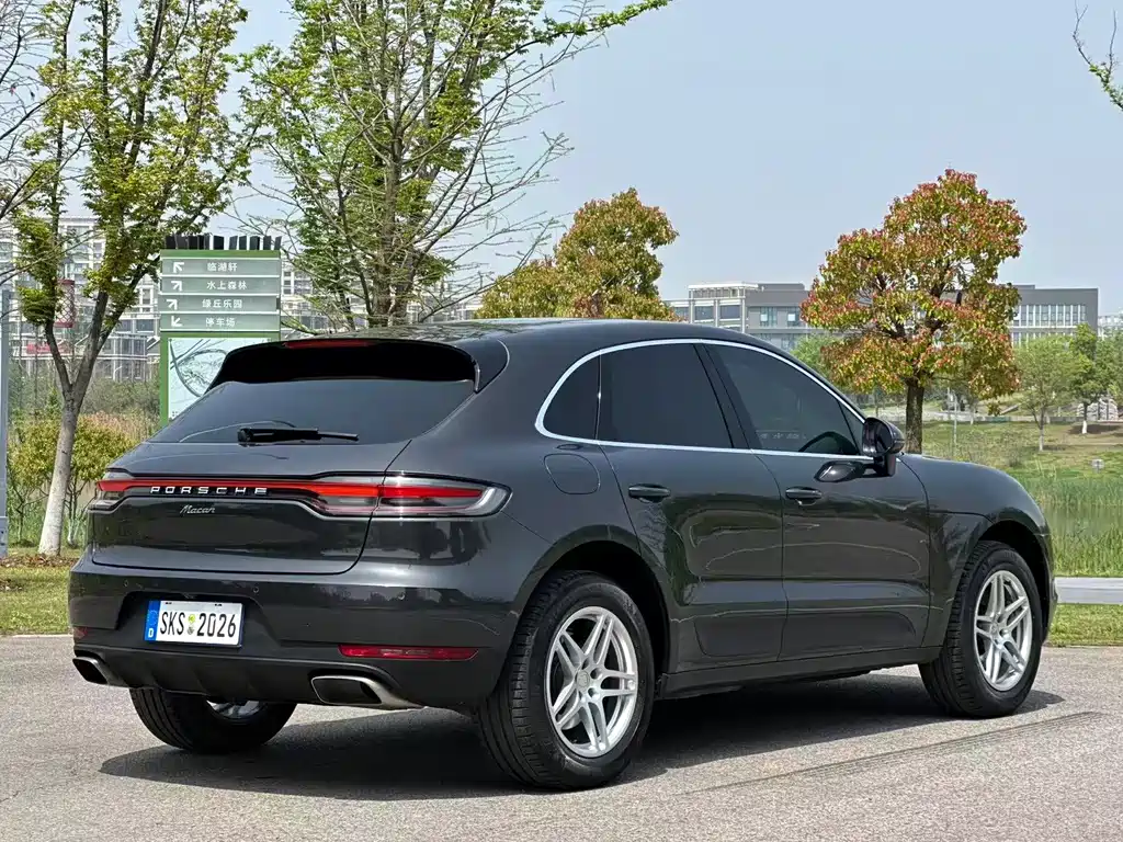 Porsche Macan 2021 — фото 6
