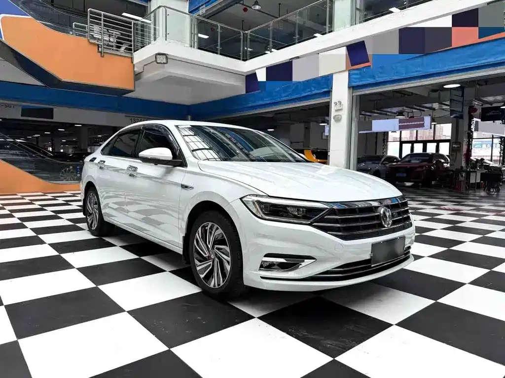 Volkswagen Sagitar 2022