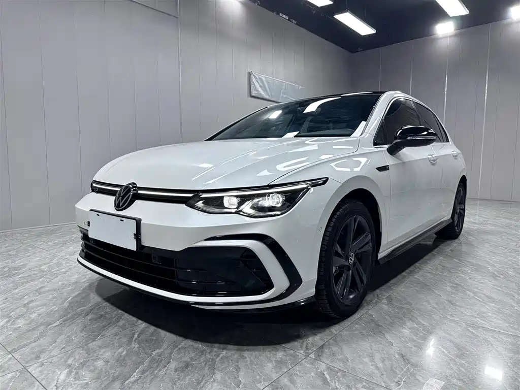 Volkswagen Golf 2022