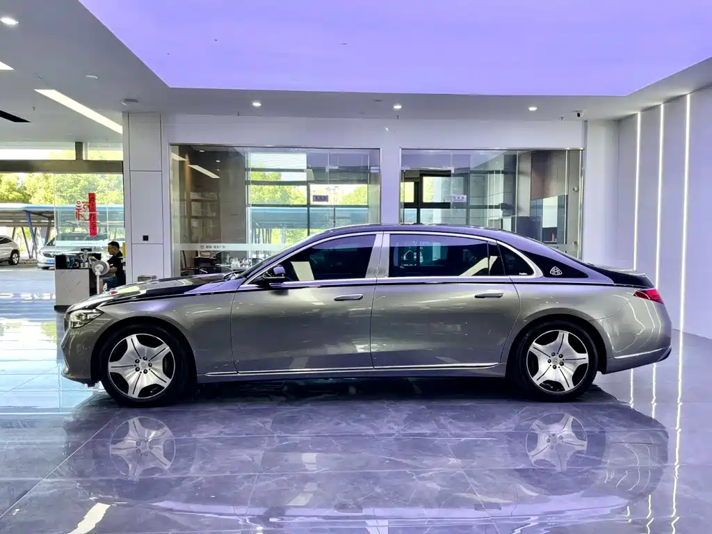 Mercedes-Benz Maybach S-Class 2023