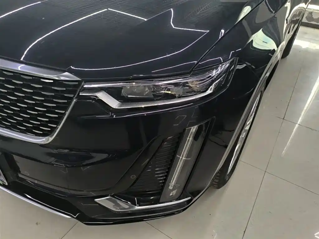 Cadillac XT6 2022 — фото 24