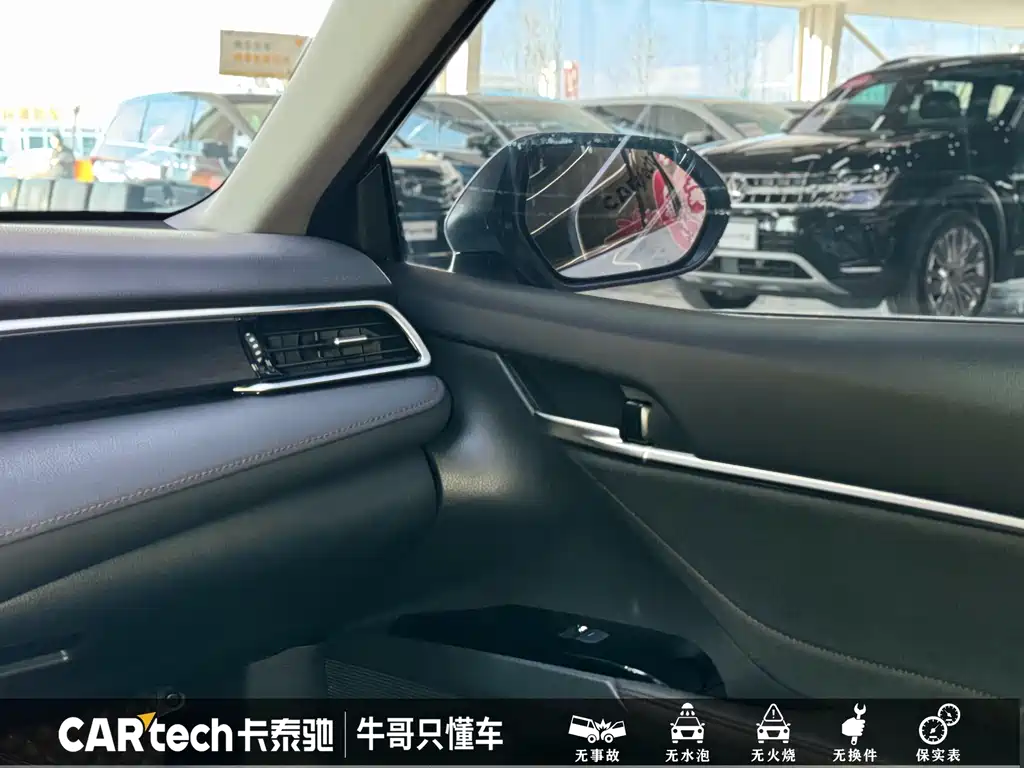 Toyota Camry 2022 — фото 14