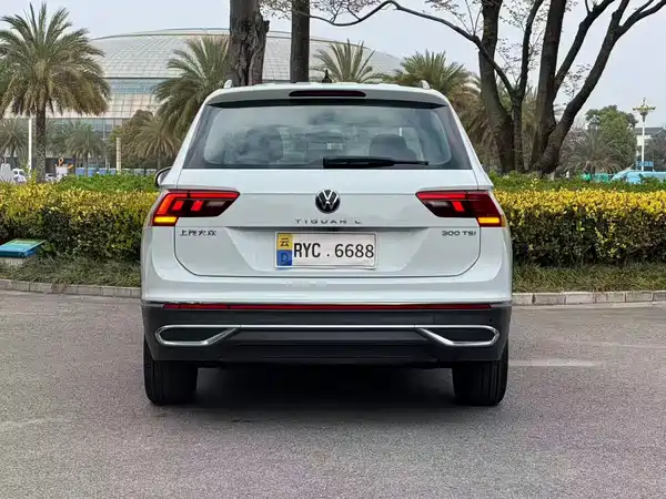 Volkswagen Tiguan L 2023