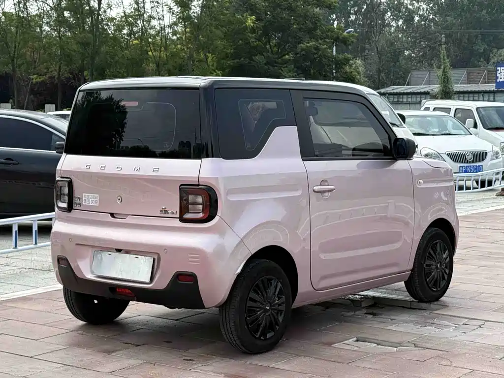 Geely Galaxy Panda 2023