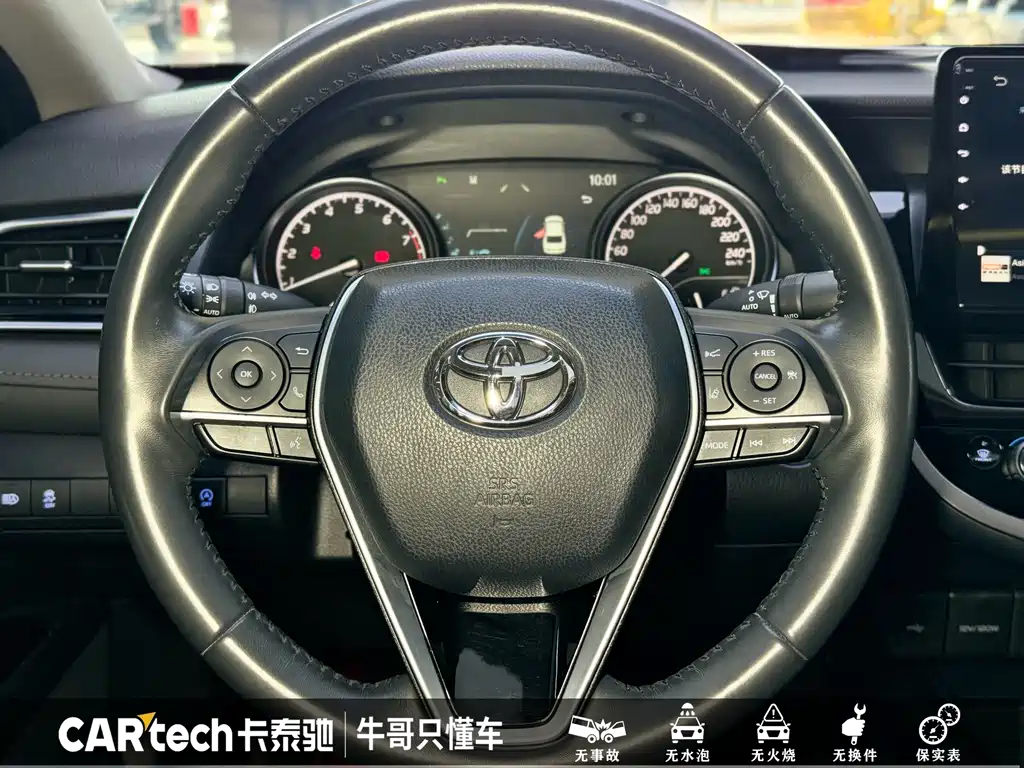Toyota Camry 2022 — фото 16