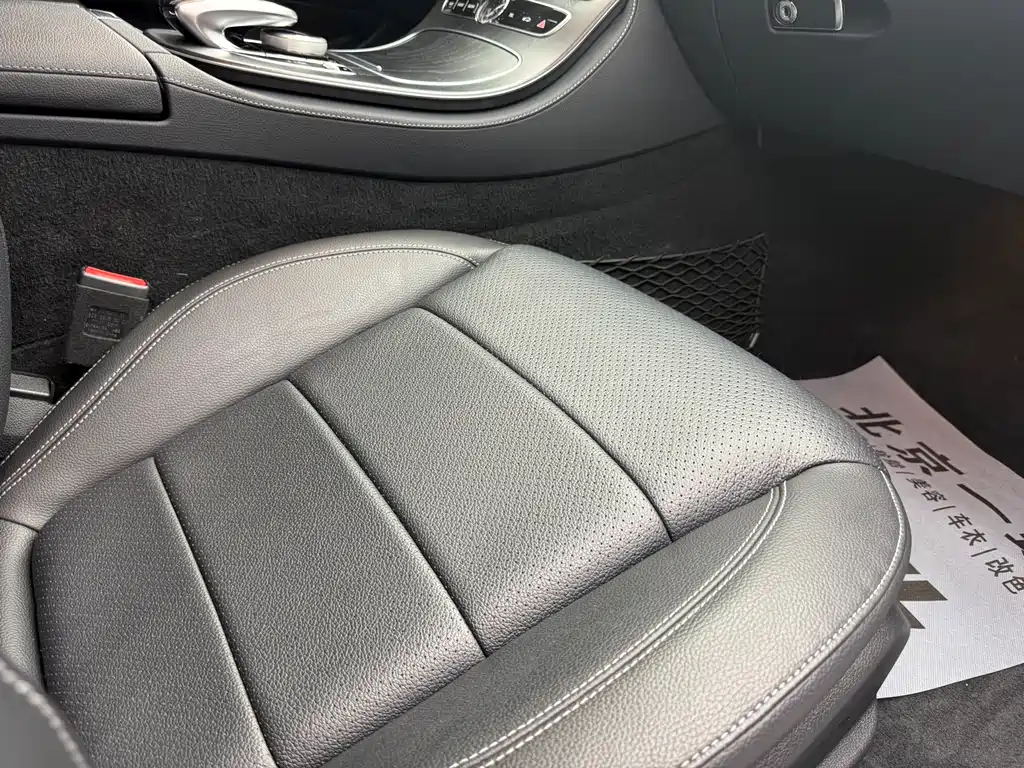 Mercedes-Benz E-Class 2018 — фото 12