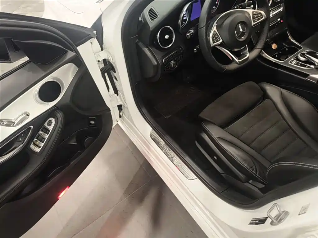 Mercedes-Benz C-Class 2017 — фото 16