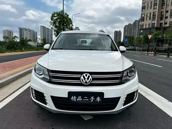 Volkswagen Tiguan 2015