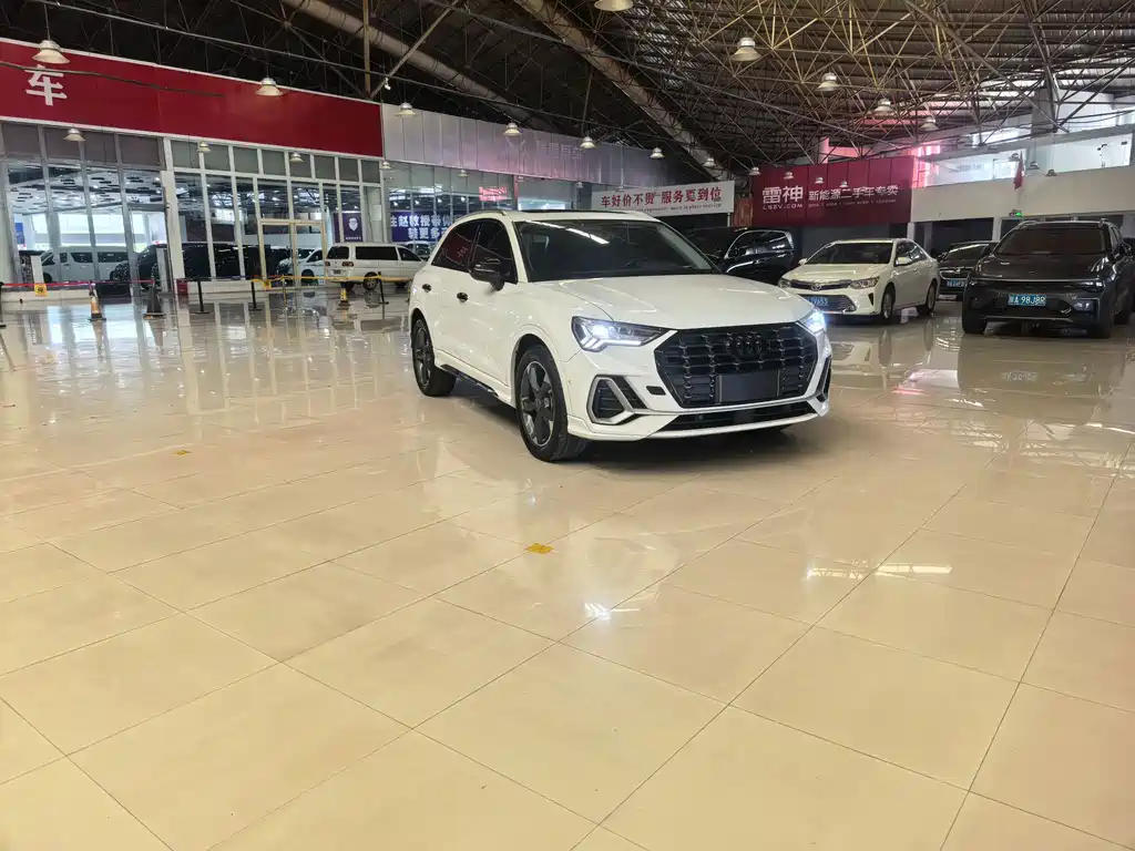 Audi Q3 2022