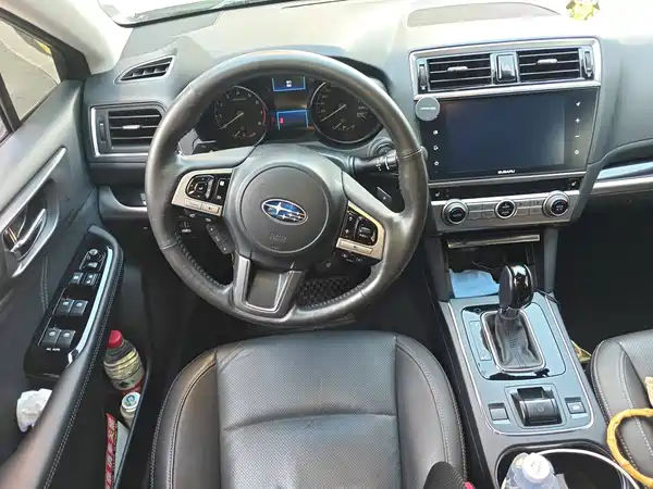 Subaru Legacy 2017