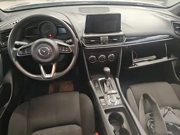 Mazda CX-4 2020