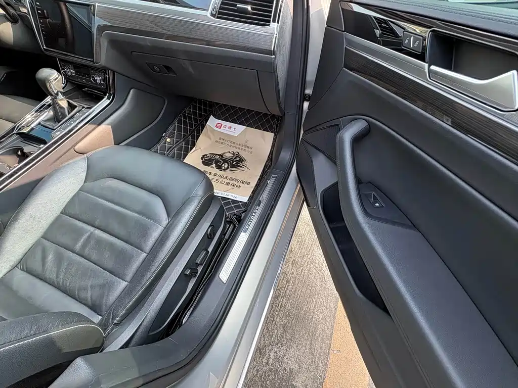 Volkswagen Phideon 2018 — фото 12