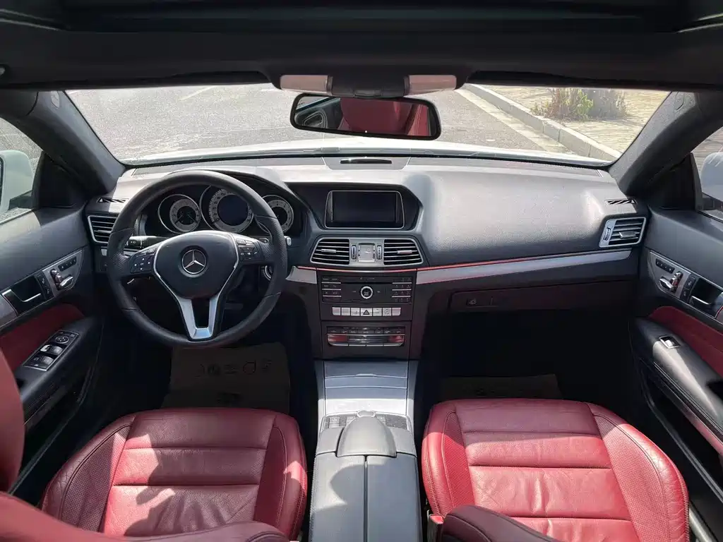 Mercedes-Benz E-Class 2015 — фото 20