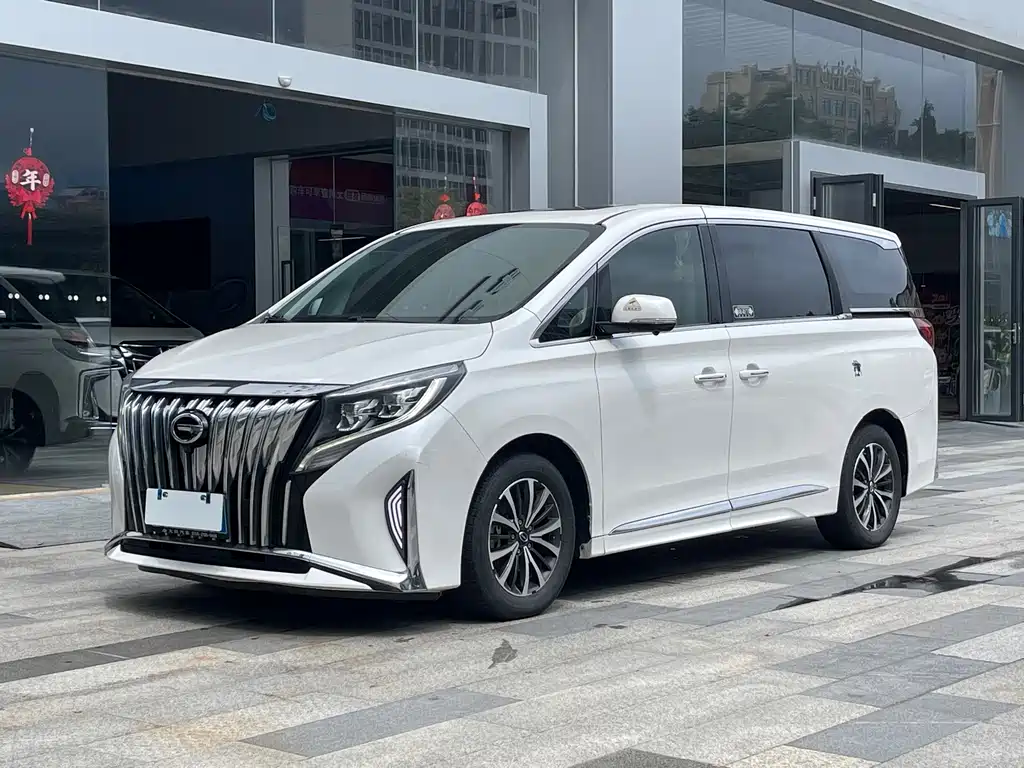 GAC Trumpchi M8 2022 — фото 22