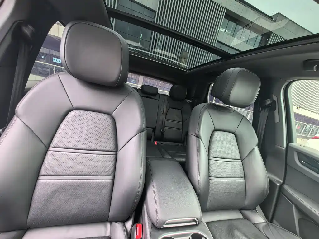 Porsche Cayenne 2018 — фото 14