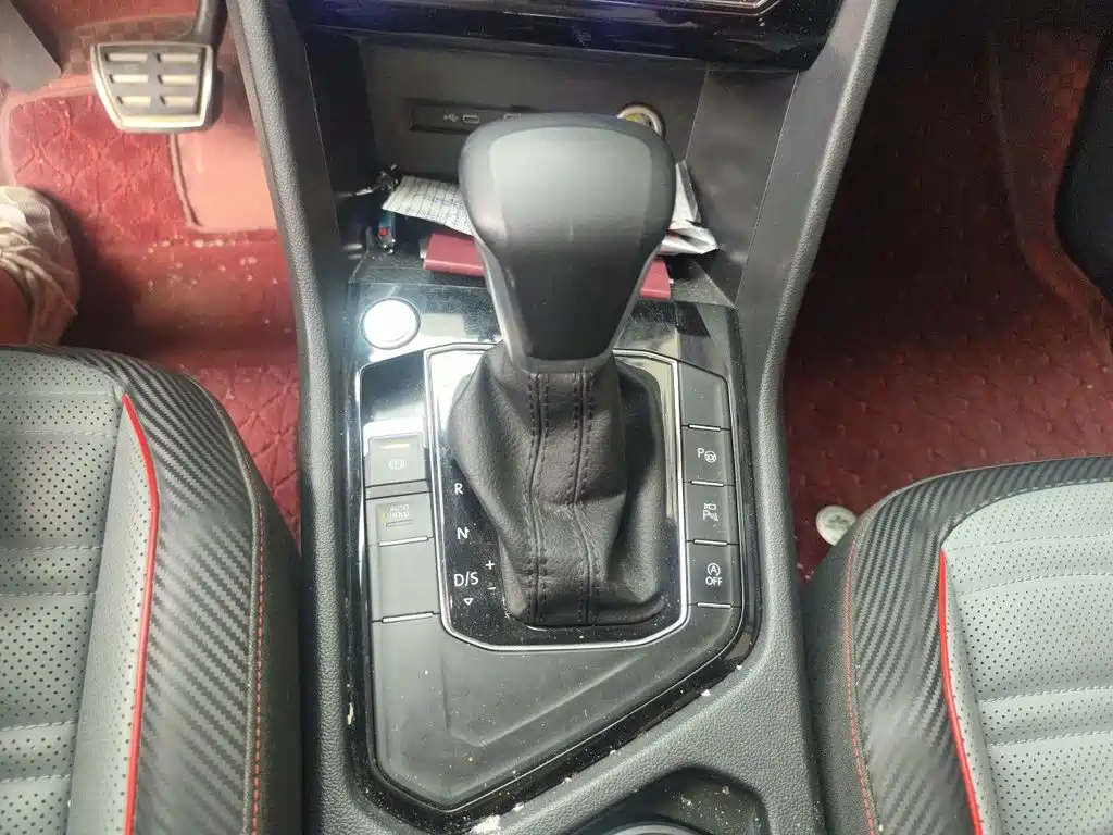 Volkswagen Tiguan L 2023