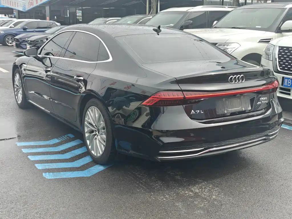 Audi A7L 2024 — фото 2