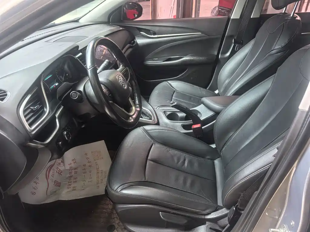 Buick Excelle 2018 — фото 10