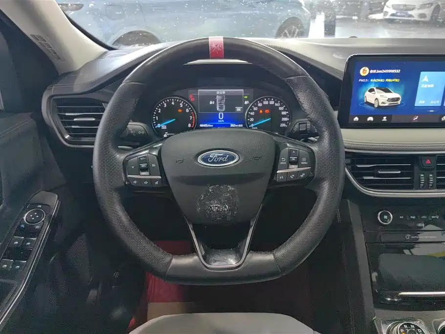 Ford Escape 2021 — фото 15