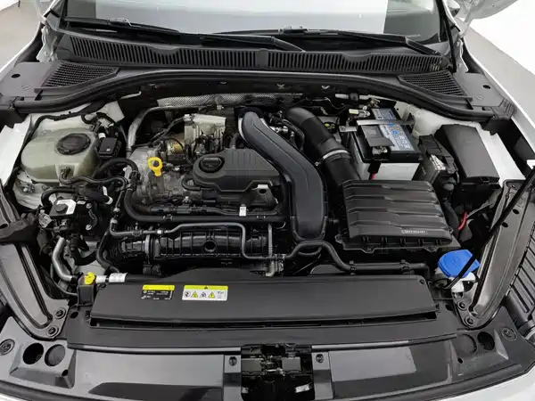 Volkswagen Sagitar 2023