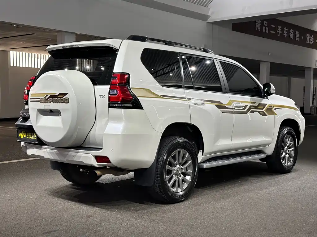 Toyota Prado 2019 — фото 6