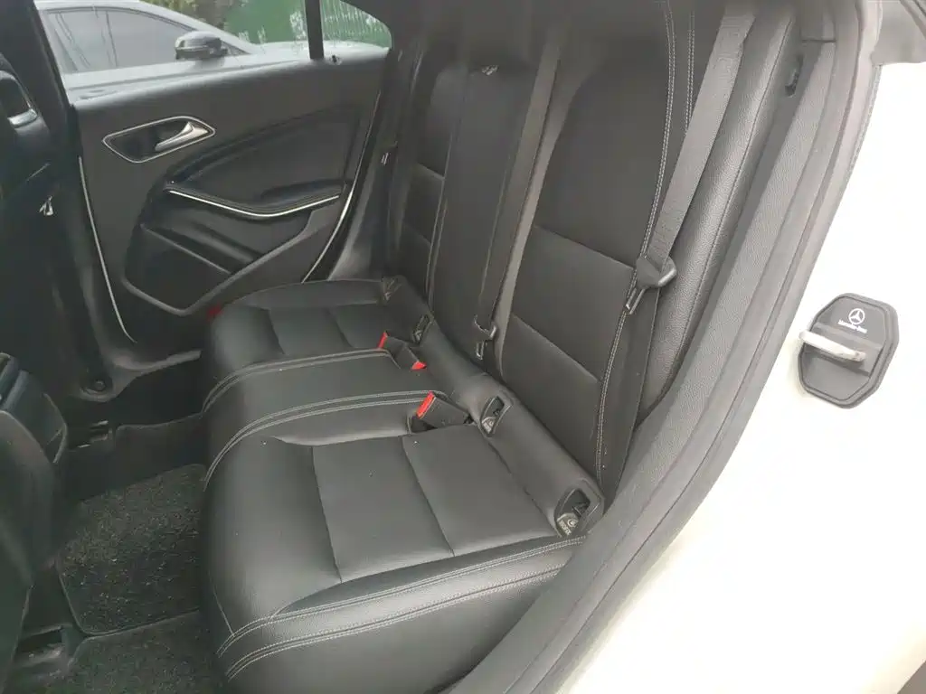 Mercedes-Benz CLA 2017 — фото 13