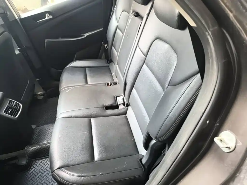 Hyundai Tucson 2017 — фото 17