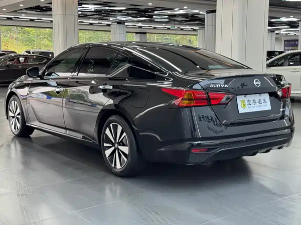 Nissan Teana 2021