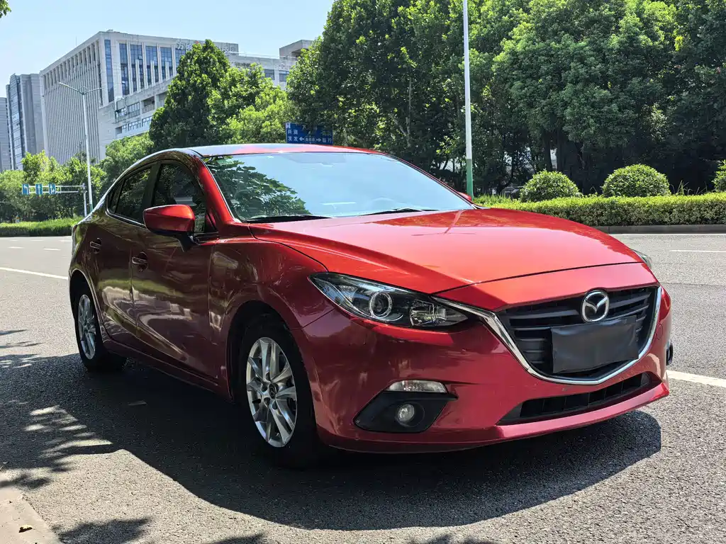 Mazda 3 Axela 2016