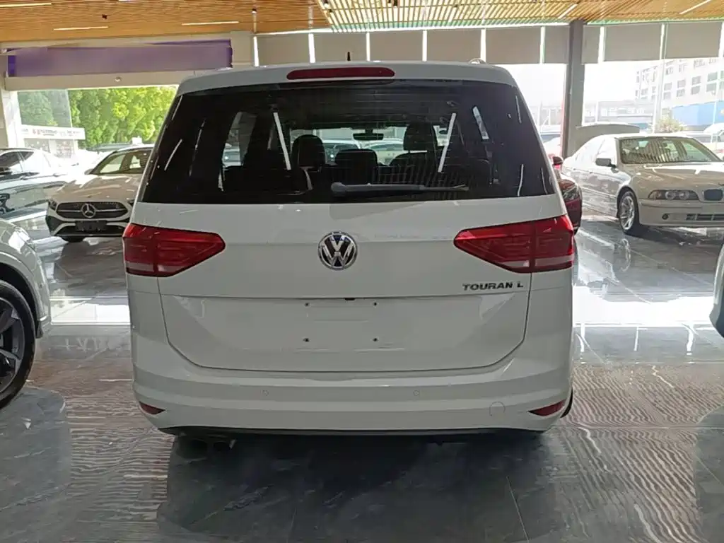 Volkswagen Touran 2019