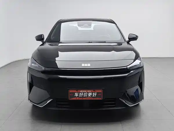 Geely Galaxy L6 2025