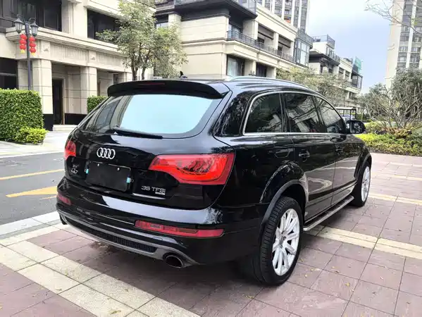 Audi Q7 2015