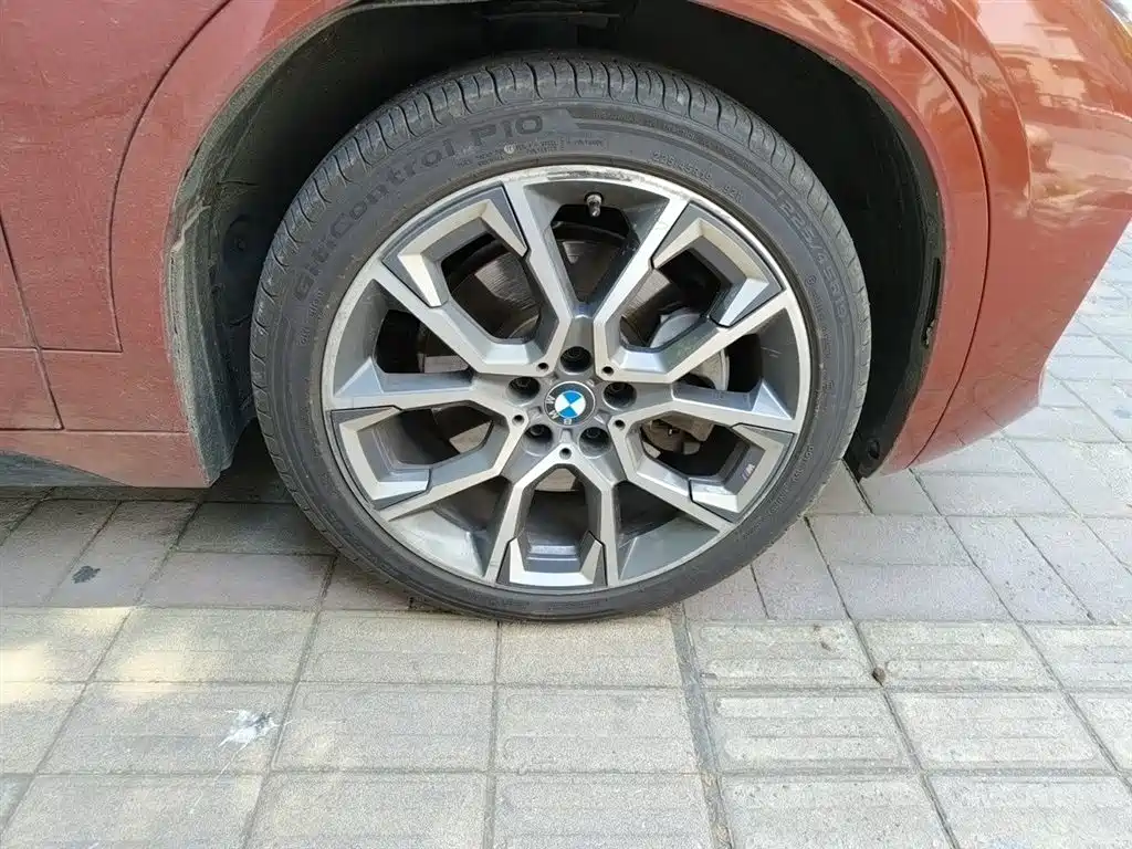 BMW X2 2022 — фото 8
