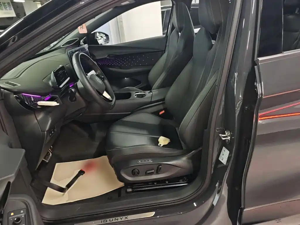 Volkswagen Distinctive 06 2025 — фото 15