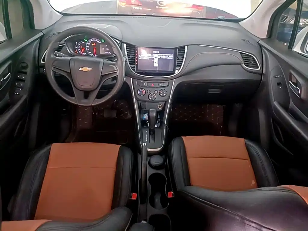 Chevrolet Trax 2018 — фото 10