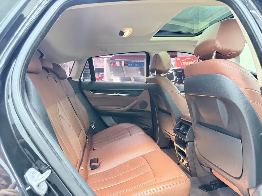 BMW X6 2016 — фото 13