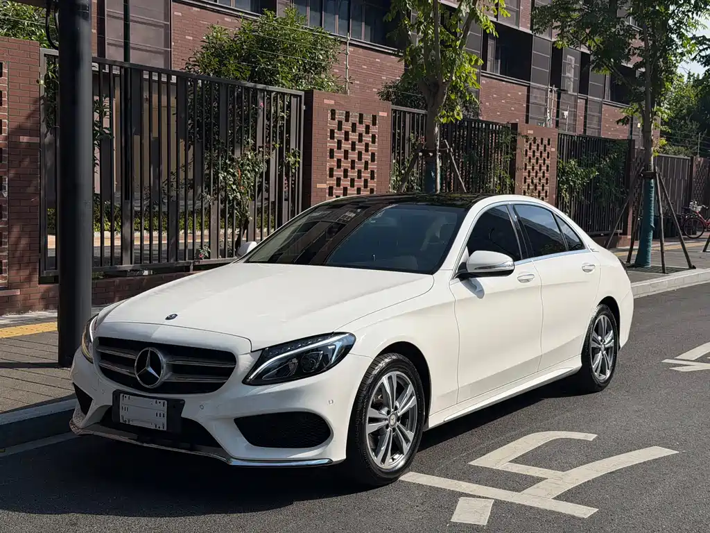 Mercedes-Benz C-Class 2017 — фото 1