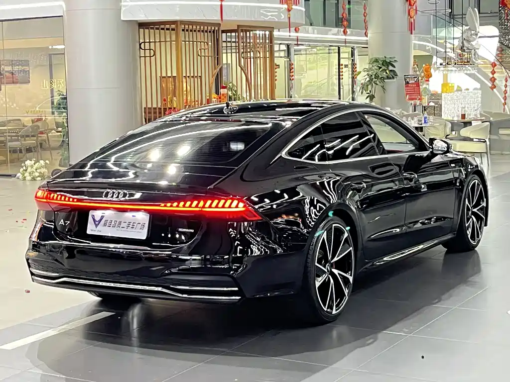 Audi A7 2021 — фото 8
