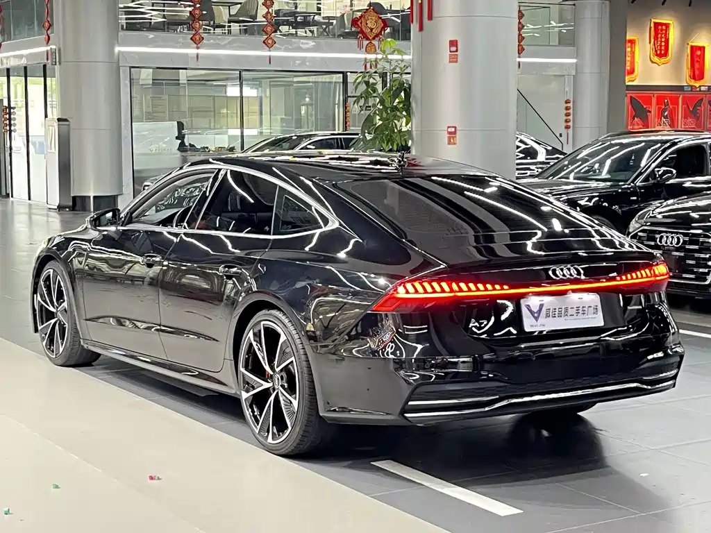 Audi A7 2021 — фото 9