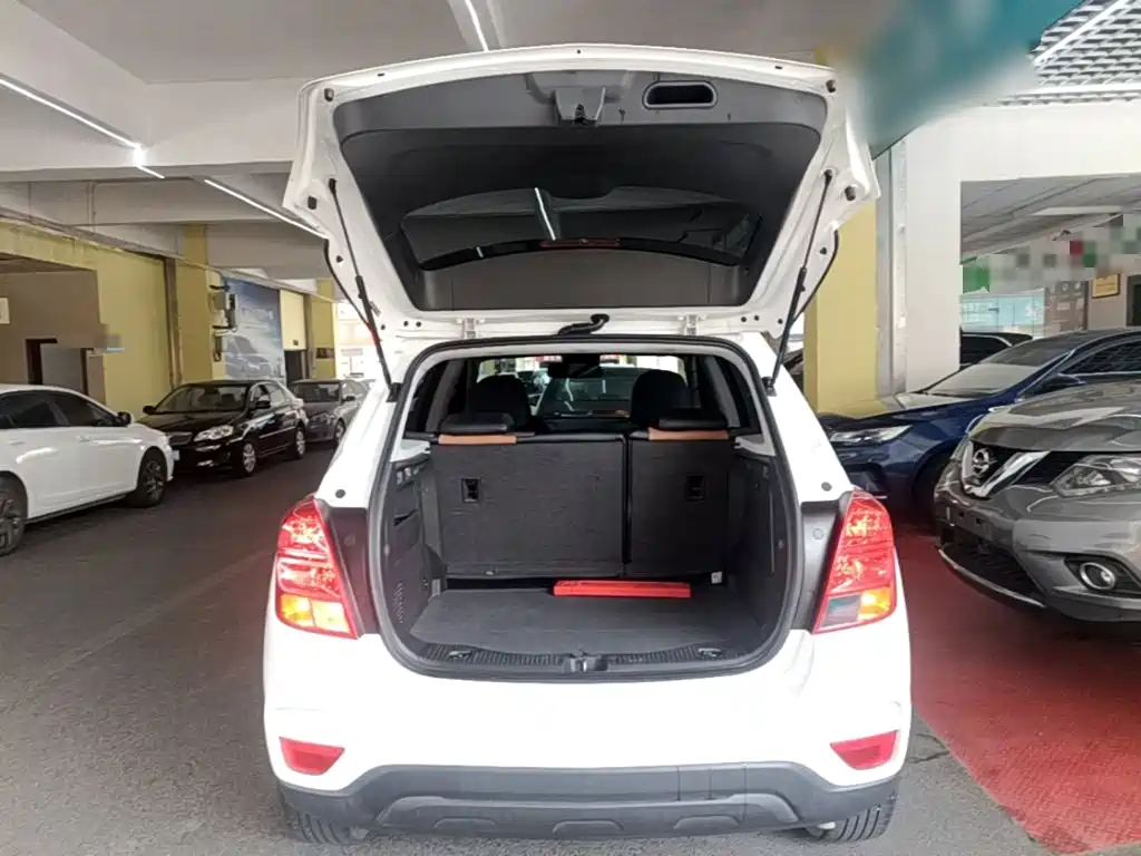 Chevrolet Trax 2018 — фото 19