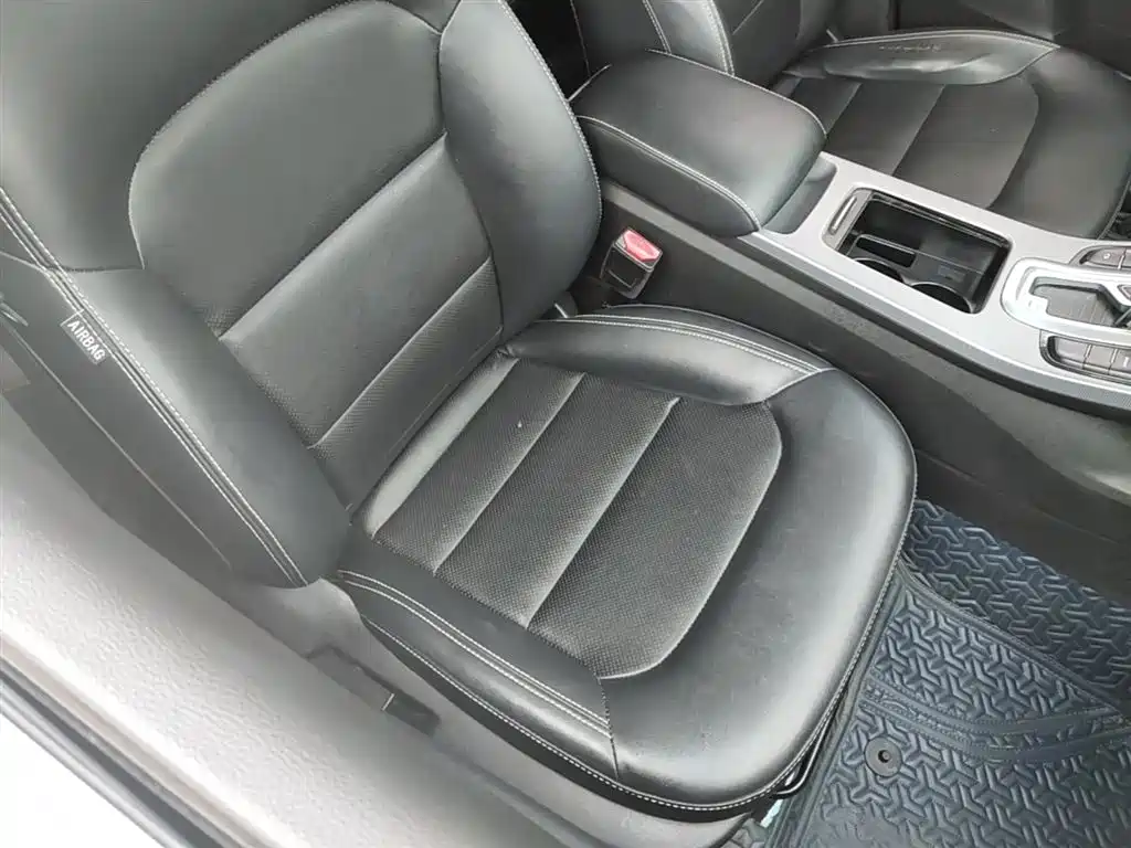 Geely Emgrand GS 2018 — фото 25