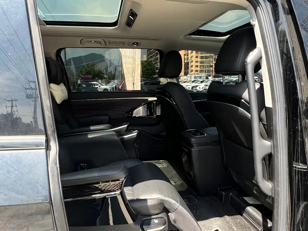 GAC Motor Trumpchi M8 2023 — фото 20