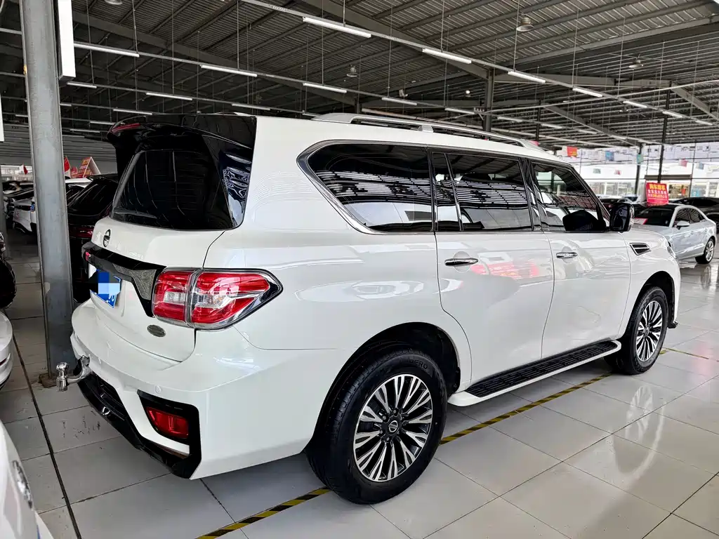 Nissan Patrol 2020 — фото 4