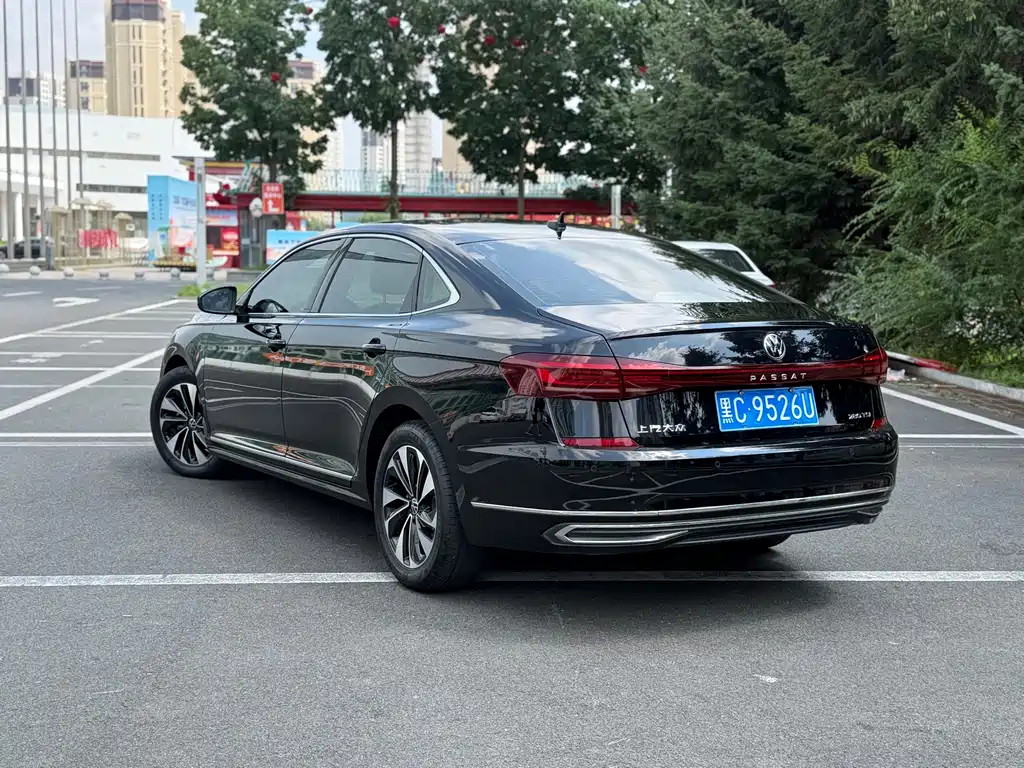 Volkswagen Passat 2022