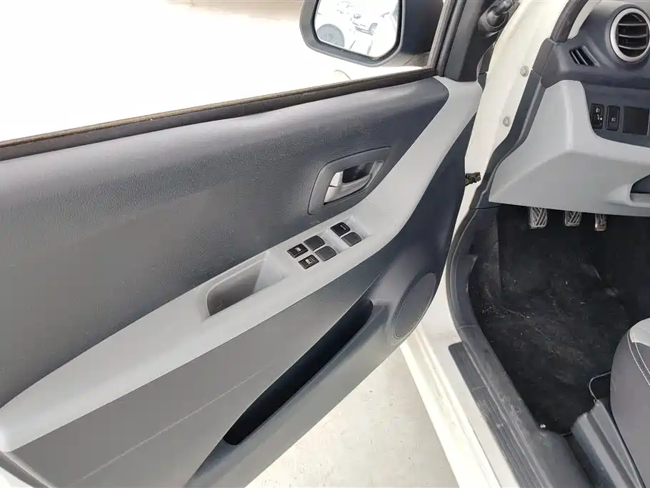 Suzuki Alto 2015 — фото 7