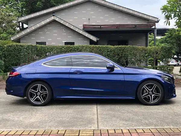 Mercedes-Benz C-Class 2020