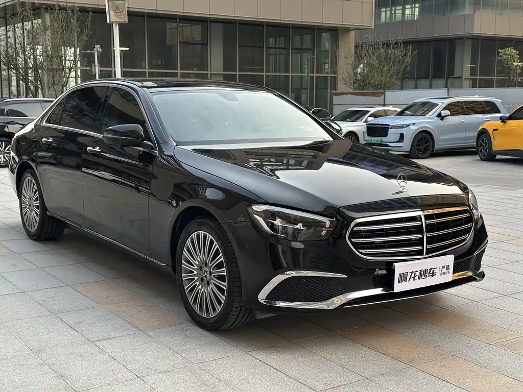 Mercedes-Benz E-Class 2023 — фото 5