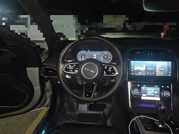 Jaguar XEL 2022