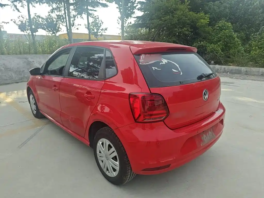 Volkswagen Polo 2015