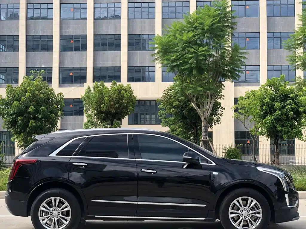 Cadillac XT5 2021 — фото 7